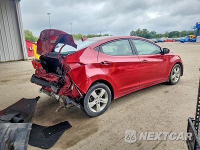 Trzecie zdjęcie samochodu z tyłu: 2013 HYUNDAI ELANTRA GLS VIN:KMHDH4AE4DU987529 - miniatura