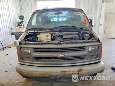 Piąte zdjęcie samochodu w środku: 2001 CHEVROLET EXPRESS G3500 VIN:1GCHG39R111174964 - miniatura