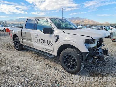 Czwarte zdjęcie samochodu z boku: 2025 FORD F150 XLT VIN:1FTFW3LD6SFC01944 - miniatura