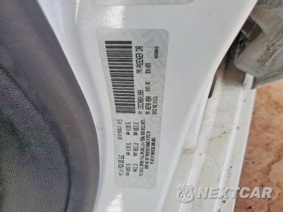 Zdjęcie 12 z 12 samochodu: 2016 CHRYSLER 200 LIMITED VIN:1C3CCCAB0GN110960 - miniatura