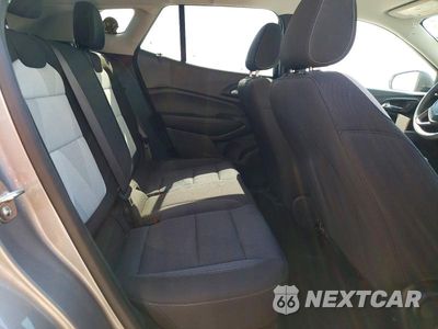 Zdjęcie 10 z 12 samochodu: 2025 CHEVROLET TRAX LS VIN:KL77LFEP7SC265575 - miniatura