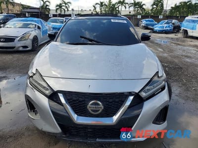 Piąte zdjęcie samochodu w środku: 2020 NISSAN MAXIMA SL VIN:1N4AA6DV8LC372527 - miniatura