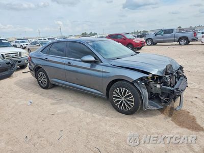 Czwarte zdjęcie samochodu z boku: 2020 VOLKSWAGEN JETTA S VIN:3VWC57BU3LM090735 - miniatura