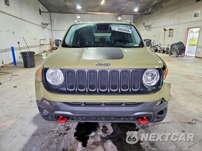 Piąte zdjęcie samochodu w środku: 2015 JEEP RENEGADE TRAILHAWK VIN:ZACCJBCT0FPB55757 - miniatura