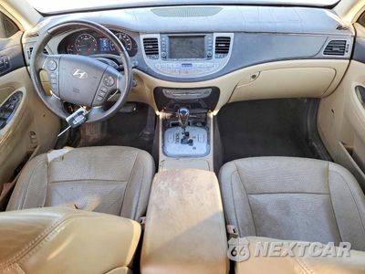Zdjęcie 8 z 12 samochodu: 2010 HYUNDAI GENESIS 4.6L VIN:KMHGC4DF5AU105621 - miniatura