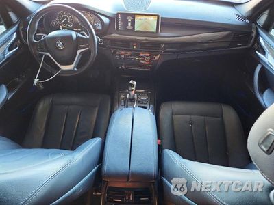 Zdjęcie 8 z 13 samochodu: 2018 BMW X5 XDR40E VIN:5UXKT0C50J0V99974 - miniatura