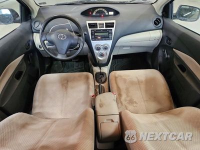 Zdjęcie 8 z 13 samochodu: 2008 TOYOTA YARIS BASE VIN:JTDBT923784005020 - miniatura