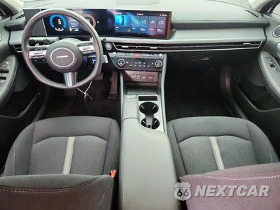Zdjęcie 8 z 13 samochodu: 2025 HYUNDAI SONATA SEL VIN:KMHL64JA3SA452852 - miniatura