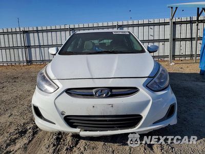Piąte zdjęcie samochodu w środku: 2017 HYUNDAI ACCENT SE VIN:KMHCT5AE0HU348473 - miniatura
