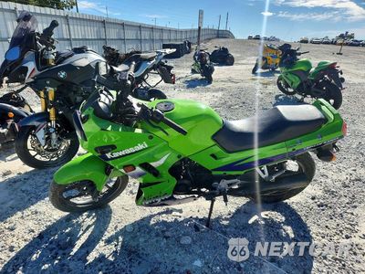 Trzecie zdjęcie samochodu z tyłu: 2001 KAWASAKI EX250 F VIN:JKAEXMF141A078747 - miniatura