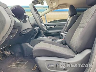 Zdjęcie 7 z 14 samochodu: 2019 NISSAN ROGUE SPORT SV VIN:JN1BJ1CP9KW528580 - miniatura
