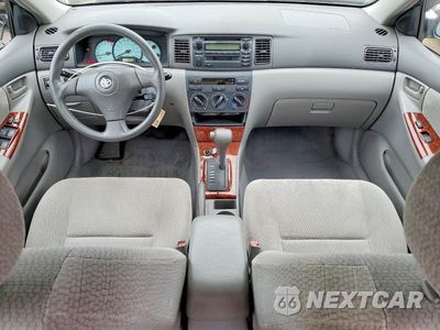 Zdjęcie 8 z 13 samochodu: 2003 TOYOTA COROLLA LE VIN:2T1BR32E73C057816 - miniatura