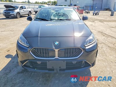 Piąte zdjęcie samochodu w środku: 2026 BMW 2 SERIES 228XI VIN:WBA23GG0XT7V59479 - miniatura