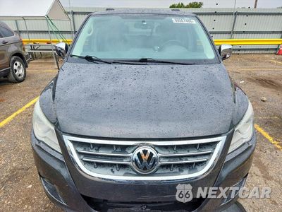 Piąte zdjęcie samochodu w środku: 2011 VOLKSWAGEN ROUTAN SEL VIN:2V4RW6DG9BR717155 - miniatura