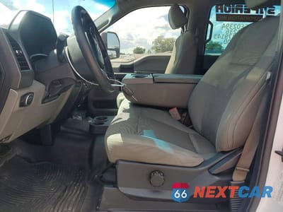 Zdjęcie 7 z 14 samochodu: 2017 FORD F350 SUPER DUTY VIN:1FT8W3DT9HEE02394 - miniatura