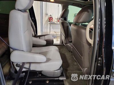 Zdjęcie 11 z 13 samochodu: 2016 HONDA ODYSSEY EXL VIN:5FNRL5H6XGB126110 - miniatura