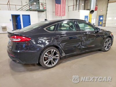 Trzecie zdjęcie samochodu z tyłu: 2020 FORD FUSION TITANIUM VIN:3FA6P0D90LR178354 - miniatura