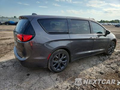 Trzecie zdjęcie samochodu z tyłu: 2020 CHRYSLER PACIFICA TOURING VIN:2C4RC1FG6LR269736 - miniatura