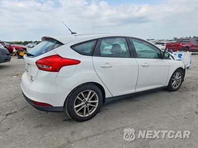 Trzecie zdjęcie samochodu z tyłu: 2016 FORD FOCUS SE VIN:1FADP3K22GL310842 - miniatura