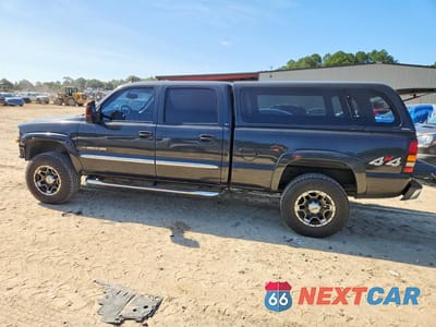 Drugie zdjęcie samochodu z przodu: 2005 GMC SIERRA K2500 HEAVY DUTY VIN:1GTHK23U85F823366 - miniatura