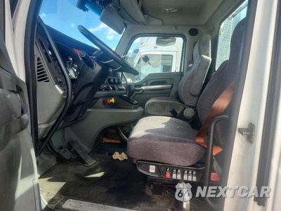 Zdjęcie 7 z 12 samochodu: 2018 KENWORTH T680 SEMI TRUCK VIN:1XKYA48X5JJ204270 - miniatura