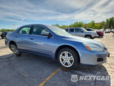 Czwarte zdjęcie samochodu z boku: 2007 HONDA ACCORD SE VIN:1HGCM56327A094341 - miniatura