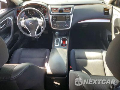 Zdjęcie 8 z 12 samochodu: 2017 NISSAN ALTIMA 2.5 SR VIN:1N4AL3AP1HC268225 - miniatura