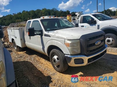 Czwarte zdjęcie samochodu z boku: 2011 FORD F350 SUPER DUTY VIN:1FD8X3G60BEC77050 - miniatura