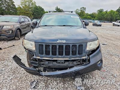 Piąte zdjęcie samochodu w środku: 2013 JEEP GRAND CHEROKEE LAREDO VIN:1C4RJFAG5DC614694 - miniatura