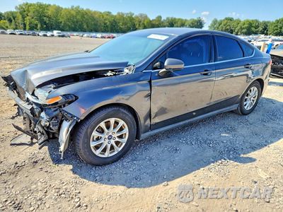 2016 FORD FUSION S 3FA6P0G72GR292100 - główne zdjęcie licytacji z USA - miniatura