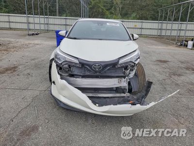Piąte zdjęcie samochodu w środku: 2018 TOYOTA C-HR XLE VIN:NMTKHMBXXJR056575 - miniatura