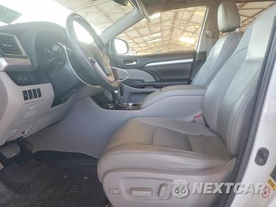 Zdjęcie 7 z 13 samochodu: 2018 TOYOTA HIGHLANDER XLE VIN:5TDKZRFH6JS542217 - miniatura