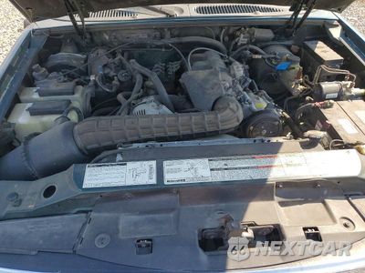 Zdjęcie 12 z 13 samochodu: 1996 FORD EXPLORER VIN:1FMDU32X1TZB93448 - miniatura