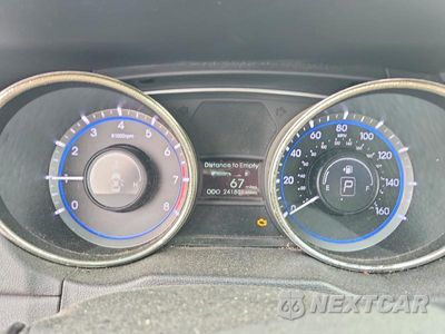 Zdjęcie 9 z 12 samochodu: 2011 HYUNDAI SONATA SE 2.0T VIN:5NPEC4AB5BH231423 - miniatura