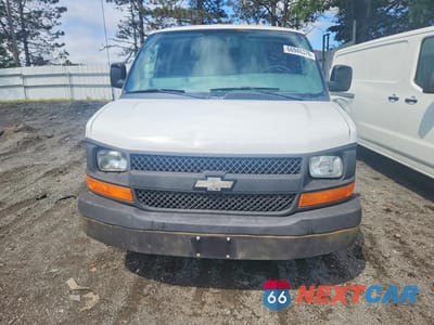 Piąte zdjęcie samochodu w środku: 2014 CHEVROLET EXPRESS 1500 CARGO DELIVERY VAN VIN:1GCSGAFX4E1109268 - miniatura
