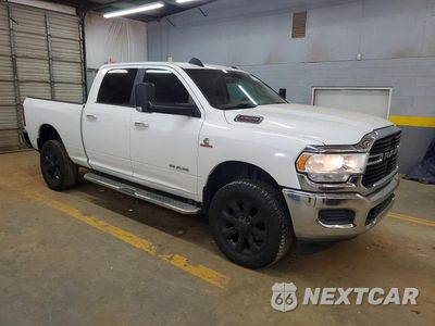 Czwarte zdjęcie samochodu z boku: 2019 RAM 2500 BIG HORN VIN:3C6UR5DL7KG624439 - miniatura
