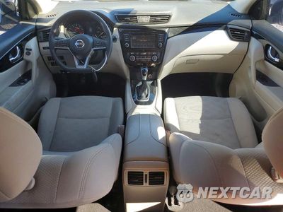 Zdjęcie 8 z 14 samochodu: 2019 NISSAN ROGUE SPORT SV VIN:JN1BJ1CR2KW318095 - miniatura