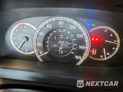 Zdjęcie 9 z 12 samochodu: 2013 HONDA ACCORD EX VIN:1HGCR2F74DA084831 - miniatura