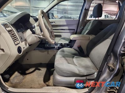 Zdjęcie 7 z 13 samochodu: 2008 MAZDA TRIBUTE I VIN:4F2CZ02Z38KM24965 - miniatura