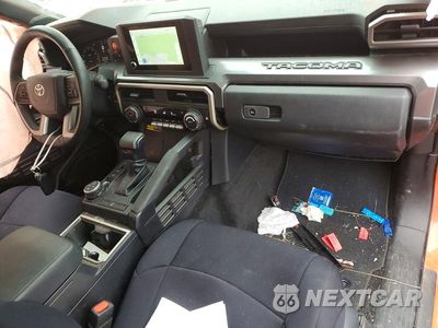 Zdjęcie 8 z 12 samochodu: 2024 TOYOTA TACOMA TRD OFF-ROAD VIN:3TYLB5JN9RT035598 - miniatura