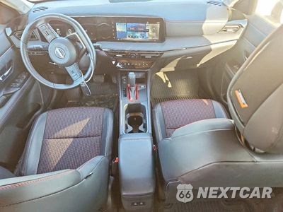 Zdjęcie 8 z 12 samochodu: 2025 NISSAN KICKS SR VIN:3N8AP6DD7SL336402 - miniatura
