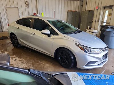 Czwarte zdjęcie samochodu z boku: 2016 CHEVROLET CRUZE LT VIN:1G1BE5SM2G7279369 - miniatura