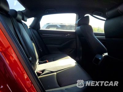 Zdjęcie 10 z 12 samochodu: 2018 HONDA ACCORD SPORT VIN:1HGCV1F37JA046329 - miniatura