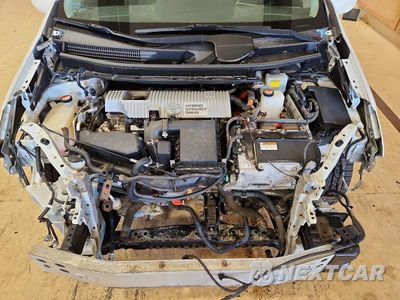 Zdjęcie 11 z 12 samochodu: 2015 TOYOTA PRIUS V FIVE VIN:JTDZN3EU9FJ036827 - miniatura