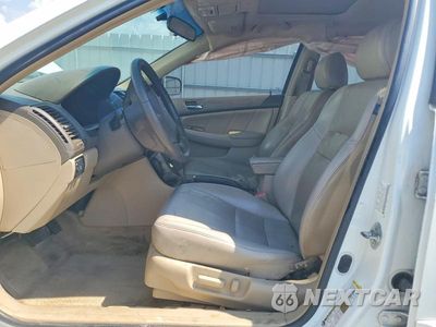 Zdjęcie 7 z 12 samochodu: 2006 HONDA ACCORD EX VIN:1HGCM665X6A012720 - miniatura