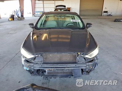 Piąte zdjęcie samochodu w środku: 2017 FORD FUSION SE PHEV VIN:3FA6P0PU5HR258143 - miniatura