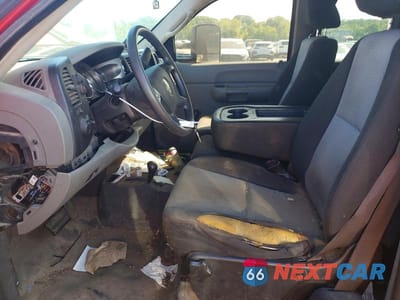 Zdjęcie 7 z 12 samochodu: 2009 CHEVROLET SILVERADO K2500 HEAVY DUTY VIN:1GCHK49K99E148544 - miniatura