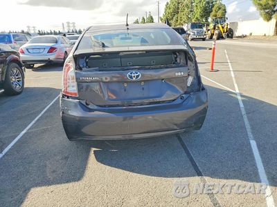 Zdjęcie 6 z 12 samochodu: 2012 TOYOTA PRIUS TWO VIN:JTDKN3DUXC1595799 - miniatura