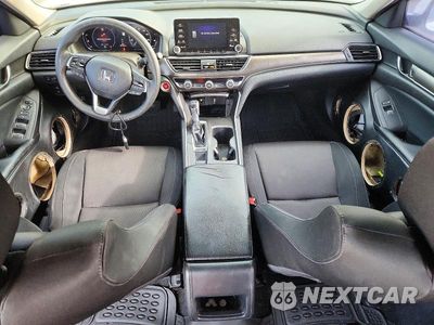 Zdjęcie 8 z 12 samochodu: 2018 HONDA ACCORD LX VIN:1HGCV1F15JA241103 - miniatura