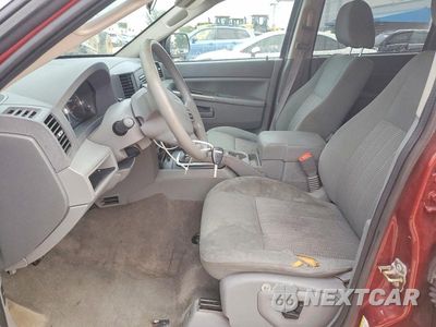 Zdjęcie 7 z 13 samochodu: 2007 JEEP GRAND CHEROKEE LAREDO VIN:1J8GS48K07C591194 - miniatura